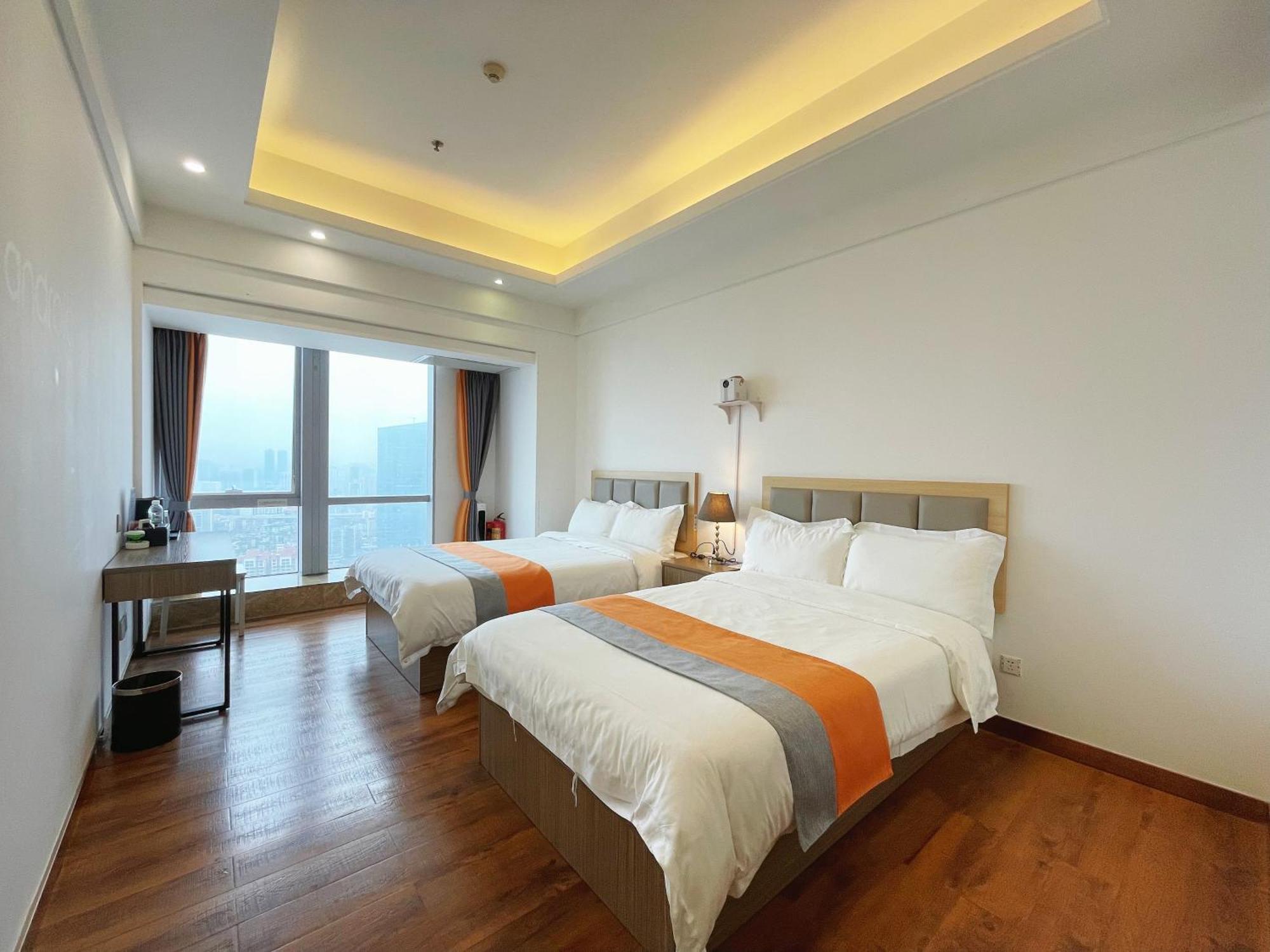Ht Legend Hotel Changgang Metro Station Exit F -Direct To Canton Fair ภายนอก รูปภาพ